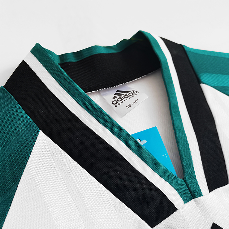 Liverpool Away Jersey Retro 1993/95