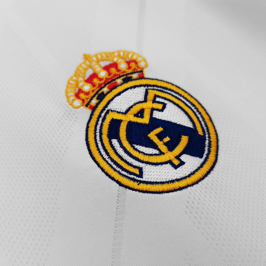 Real Madrid Home Jersey Retro 2017/18 - Long Sleeve