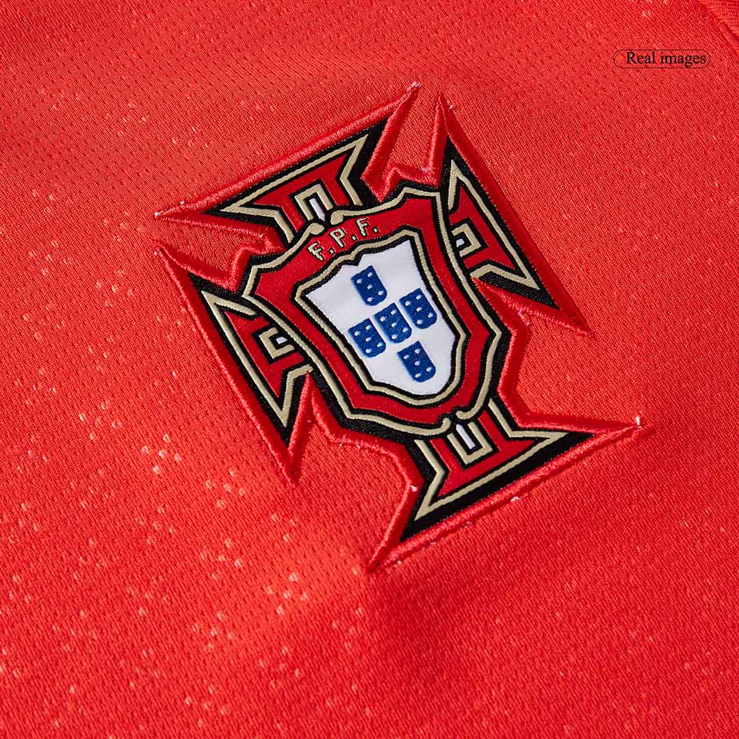 Portugal Long Sleeve Home Soccer Jersey 2025