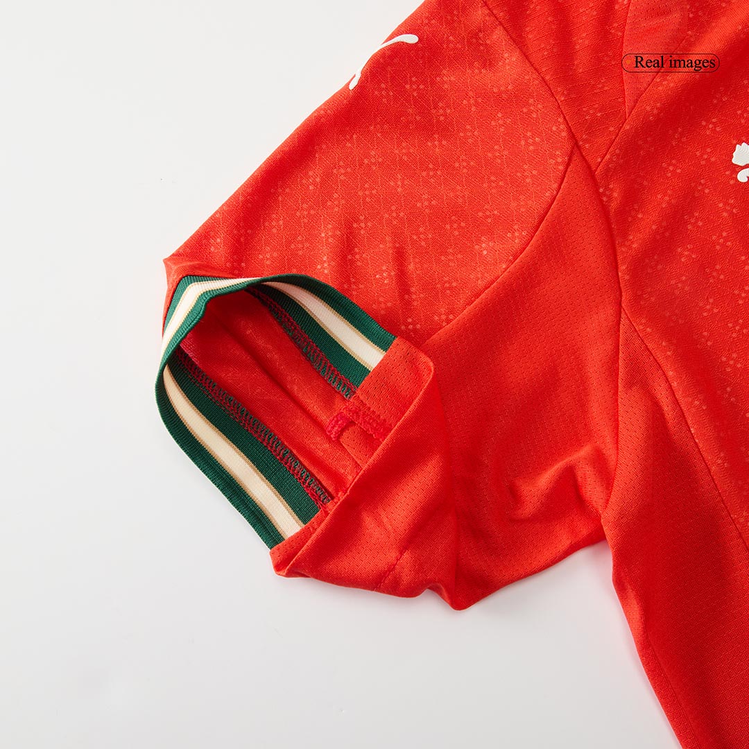 Portugal RONALDO #7 Home Soccer Jersey Authentic 2025