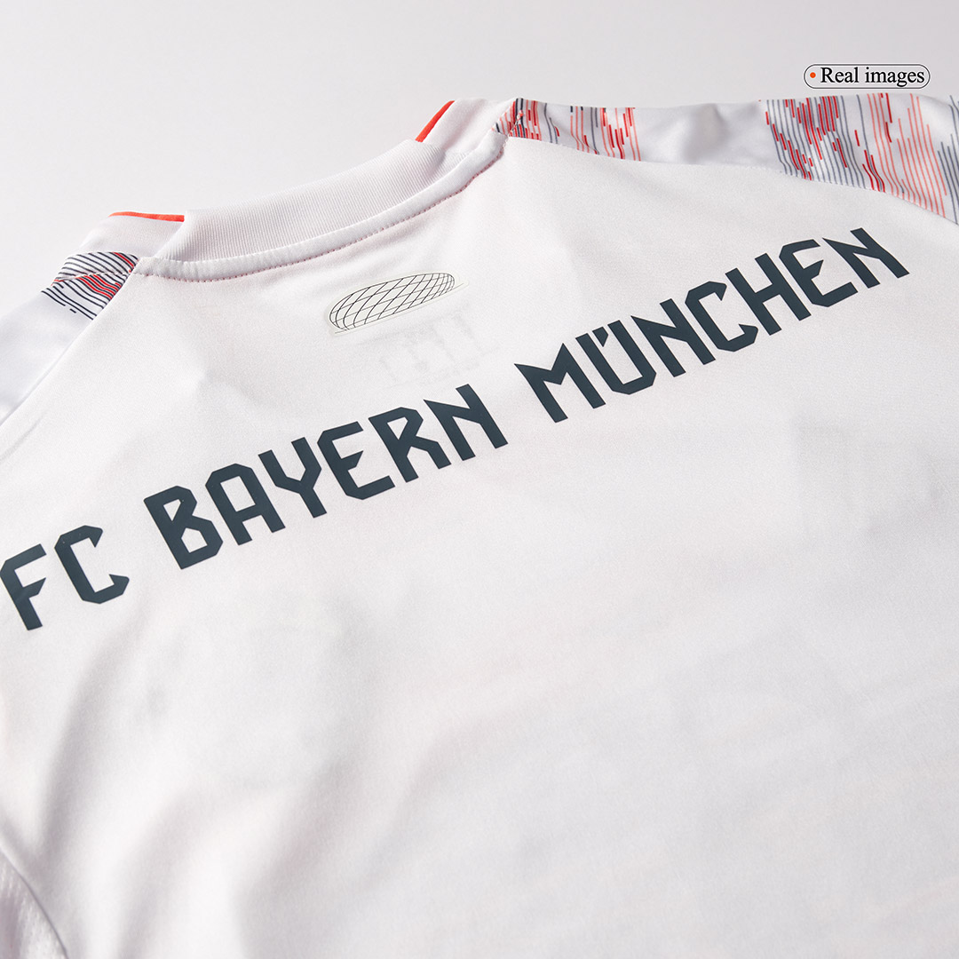 Bayern Munich MÜLLER #25 Away Soccer Jersey 2025/26