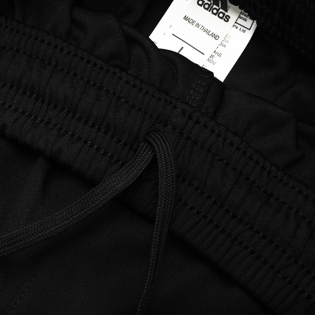 Manchester United Sweatshirt Kit 2025/26 - Black (Top+Pants)
